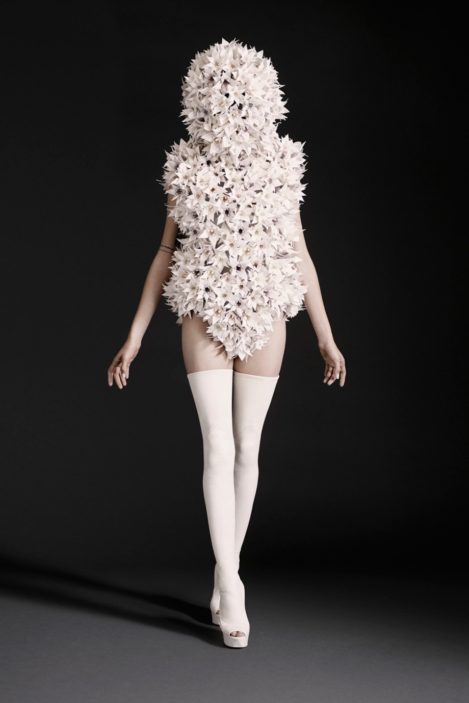 Gareth Pugh Spring Summer 2015 Womenswear Collection